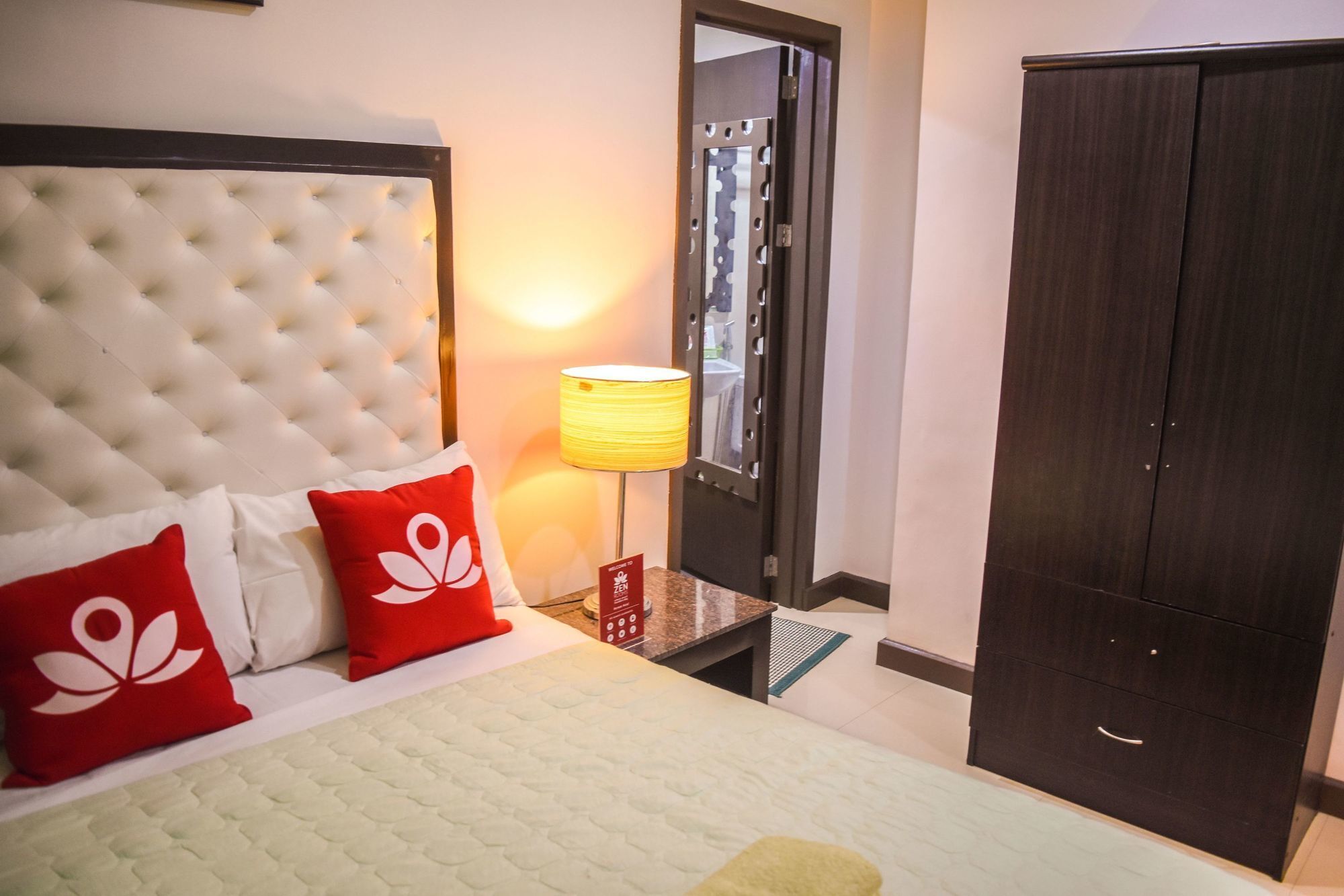 Zen Rooms Pryce Business Park Davao City Exterior foto
